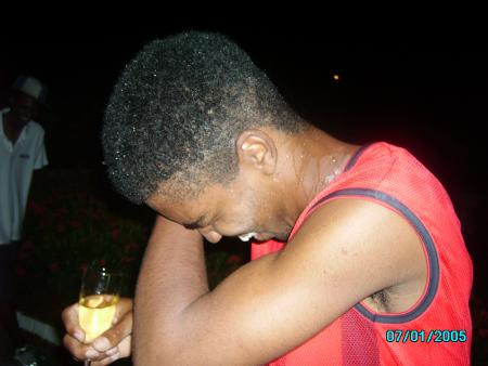 chien mickael la mouiller mwen épi an champagn bien glacé
